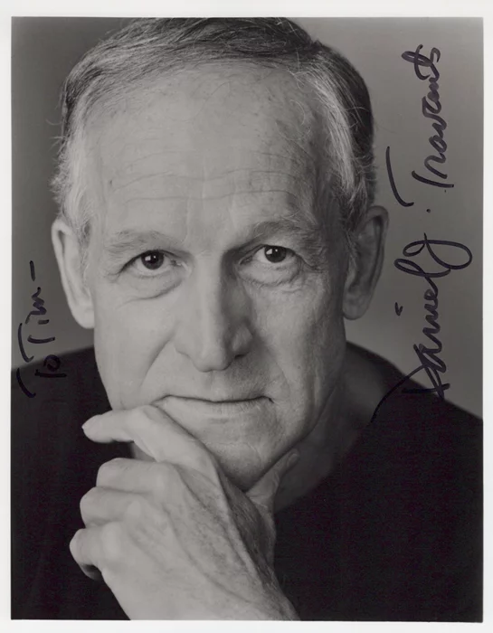 Daniel J. Travanti autograph
