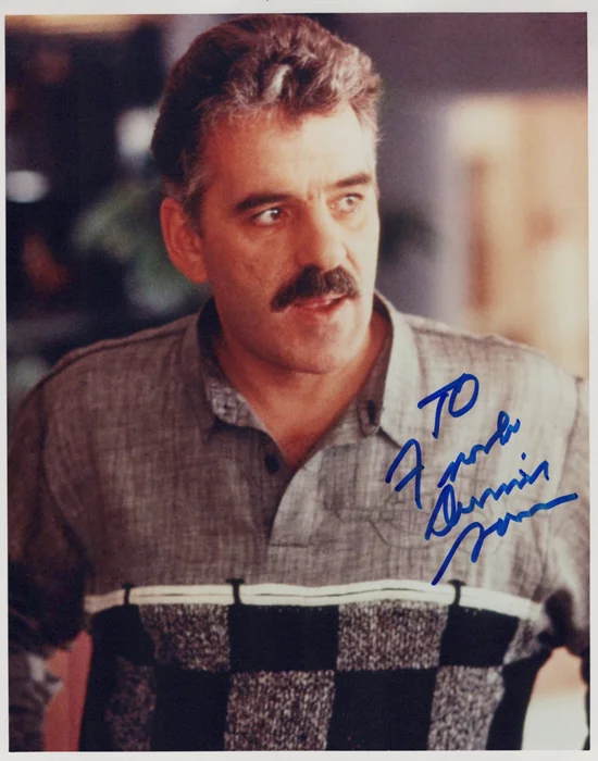 Dennis Farina autograph