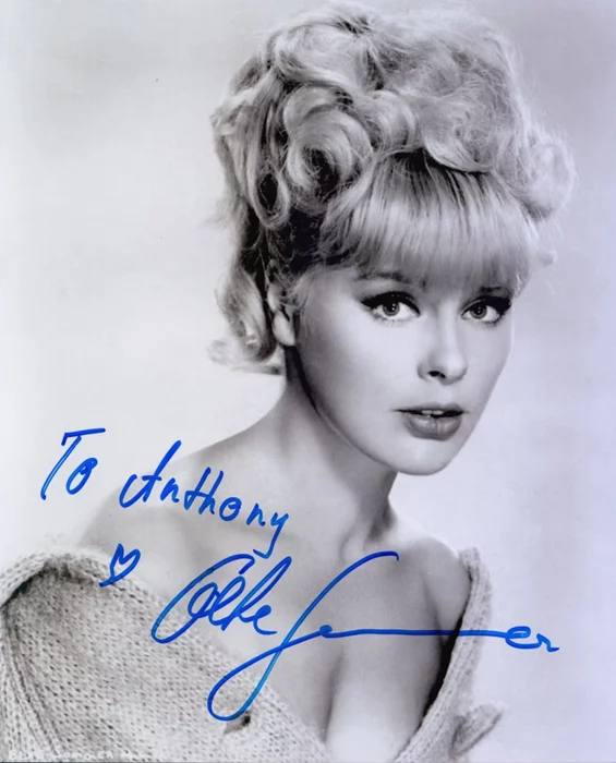 Elke Sommer autograph