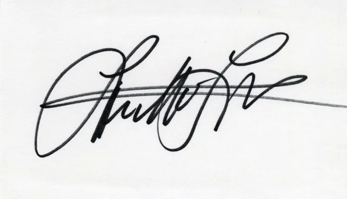 Loretta Lynn autograph