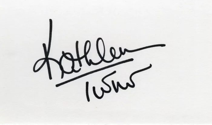 Kathleen Turner autograph