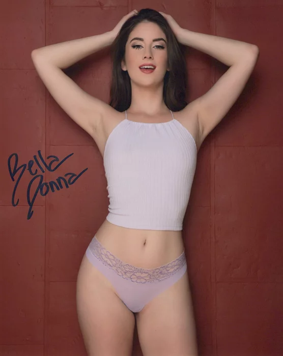 Bella Donna autograph