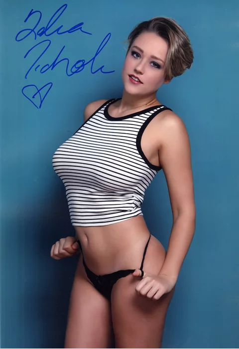 Sabrina Nichole autograph