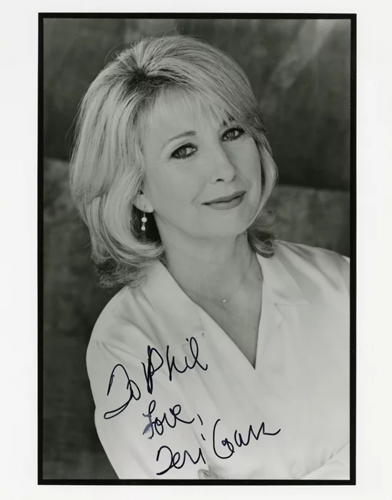 Teri Garr autograph