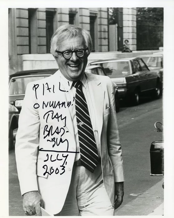 Ray Bradbury autograph