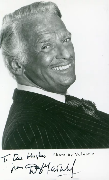 Douglas Fairbanks, Jr. autograph