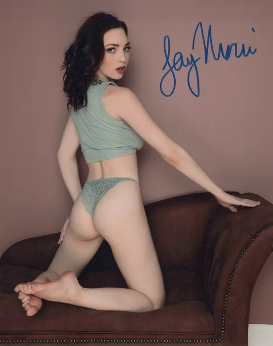 Jay Marie autograph