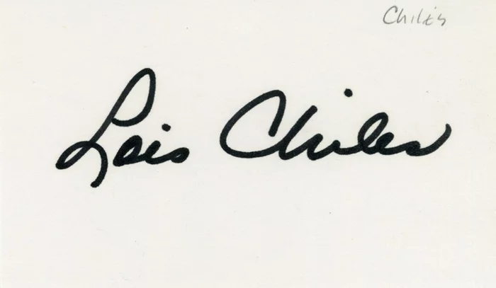 Lois Chiles autograph