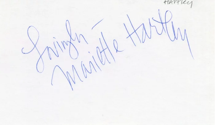 Mariette Hartley autograph