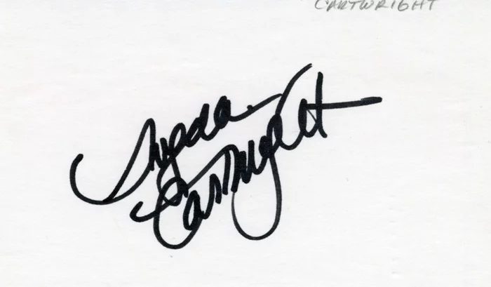Angela Cartwright autograph