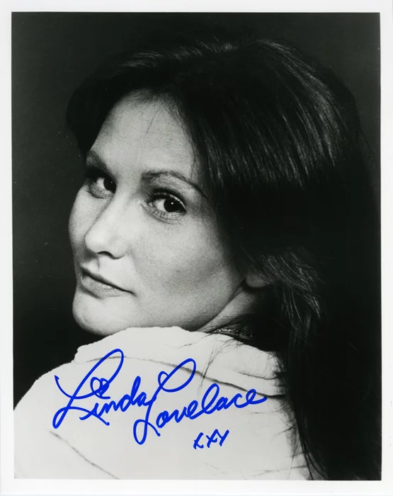 Linda Lovelace autograph