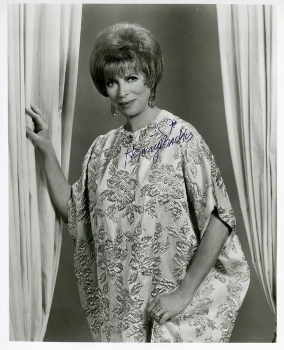 Henny Backus autograph