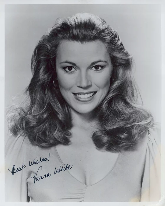 Vanna White autograph