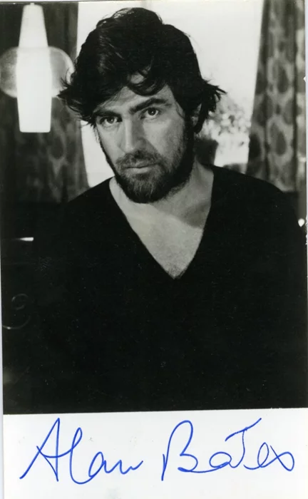 Alan Bates autograph
