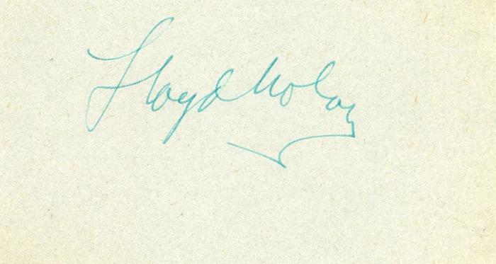 Lloyd Nolan autograph