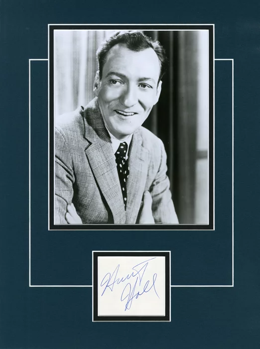 Huntz Hall autograph