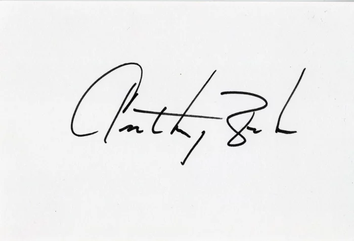 Anthony Zerbe autograph