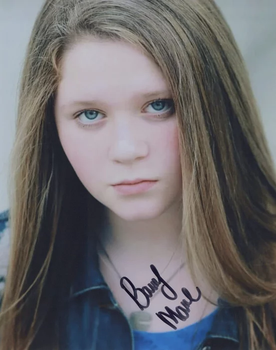 Bailey Marie autograph