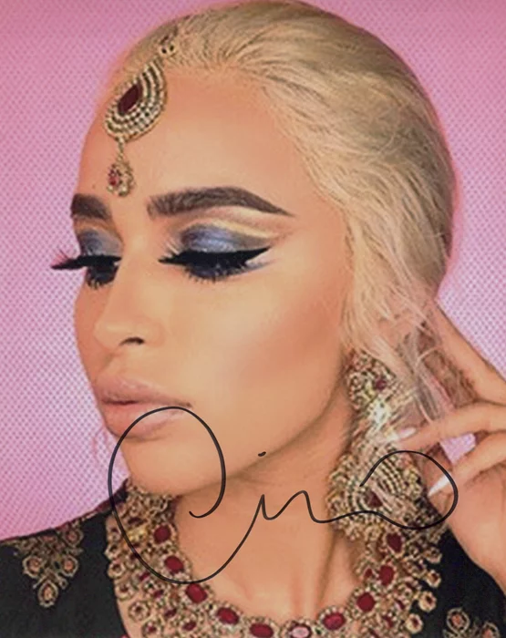 Nida autograph