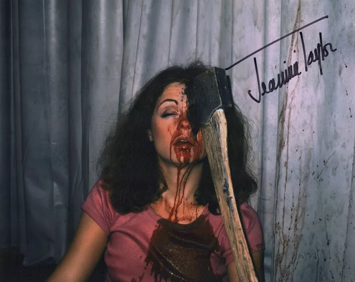 Jeannine Taylor autograph