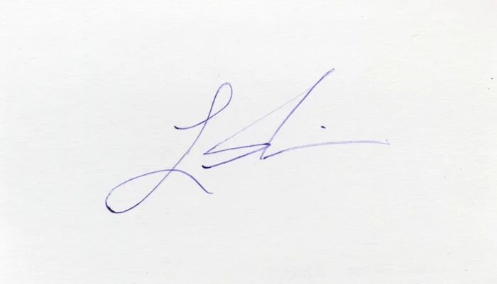 Linda Lavin autograph