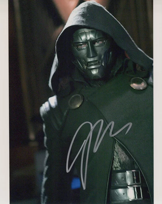 Julian McMahon autograph