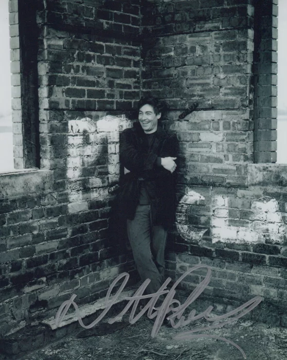 Nathaniel Parker autograph