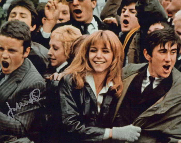 Julian Firth autograph