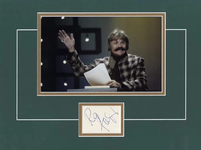 Rip Taylor autograph