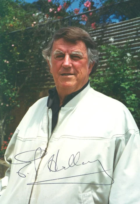 Sir Edmund Hillary autograph