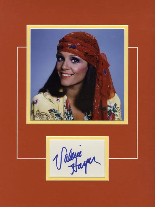 Valerie Harper autograph