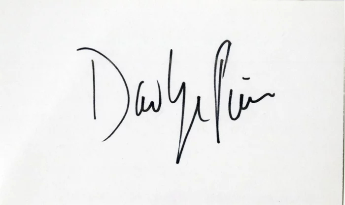 David Hyde Pierce autograph