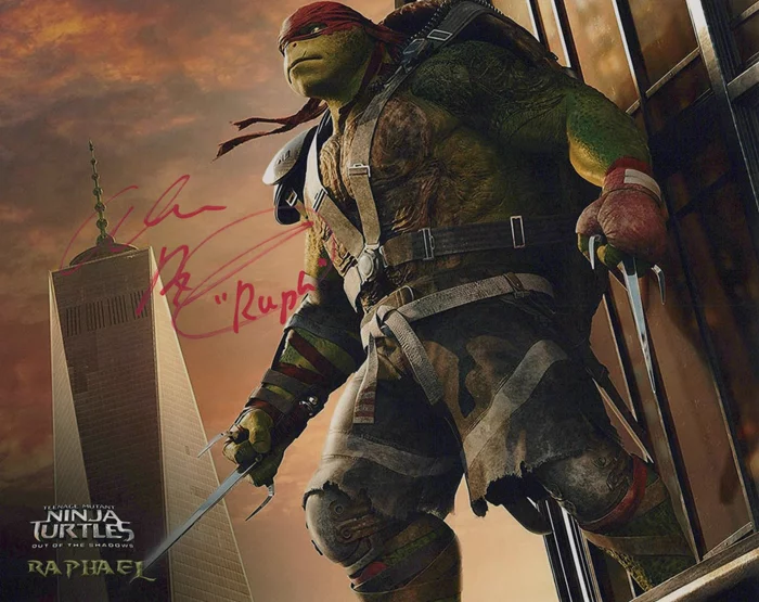 Alan  Ritchson autograph