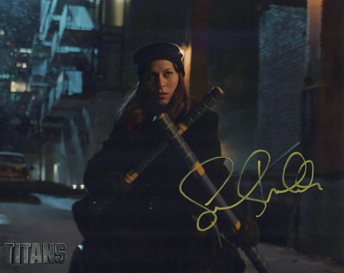 Savannah Welch autograph