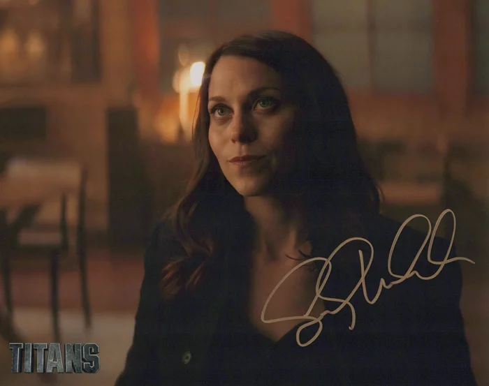 Savannah Welch autograph