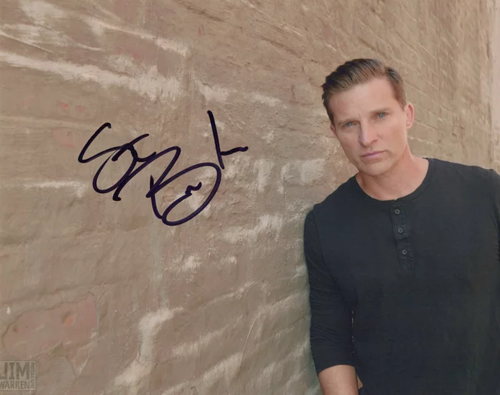 Steve Burton autograph
