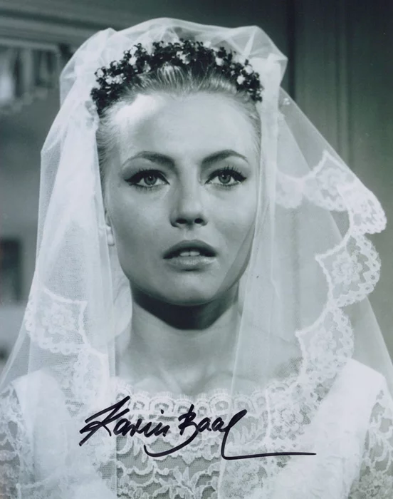 Karin Baal autograph
