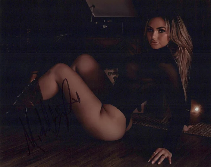 Michelle Andrea autograph