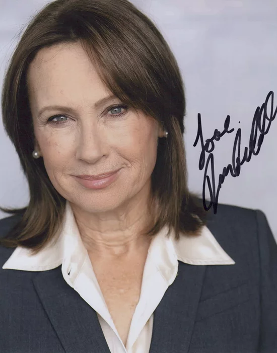 Jennifer Collins autograph