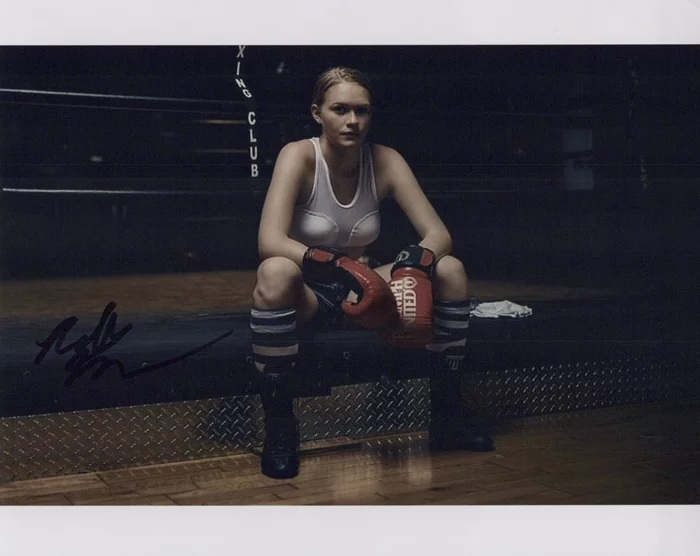 Rachelle Henry autograph