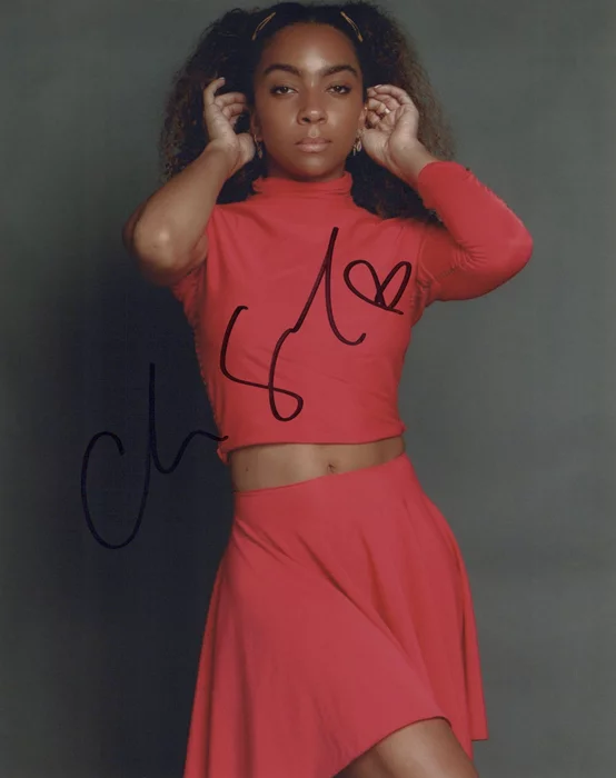 Charlize Glass autograph