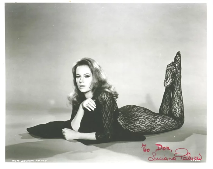 Luciana Paluzzi autograph