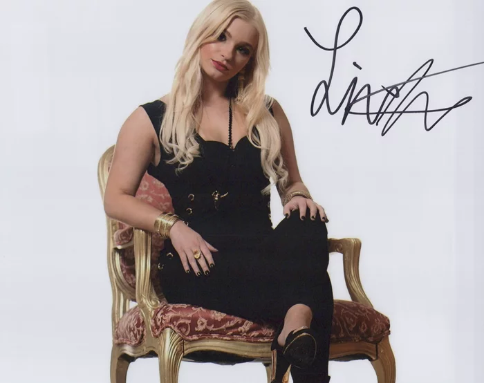 Liza Jane autograph