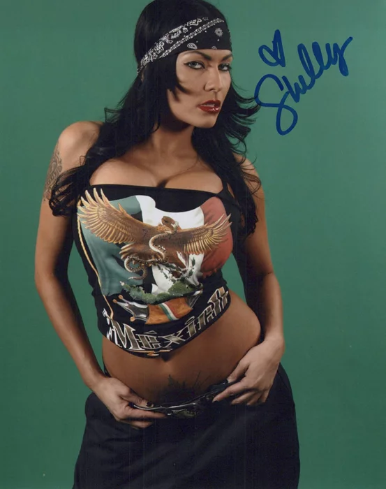 Shelly Martinez autograph