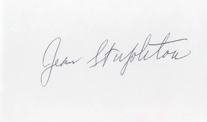 Jean Stapleton autograph
