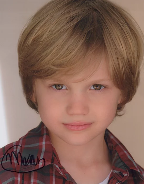 Mason McNulty autograph