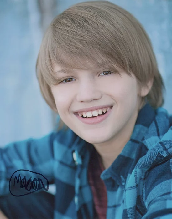 Mason McNulty autograph