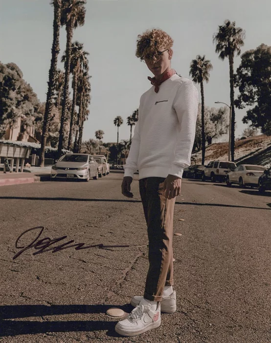 Jojo Tua autograph