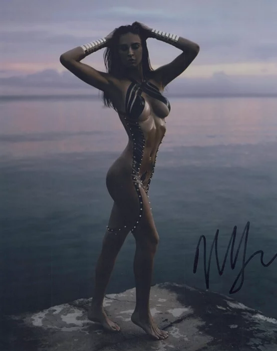 Malia Moon Yee autograph