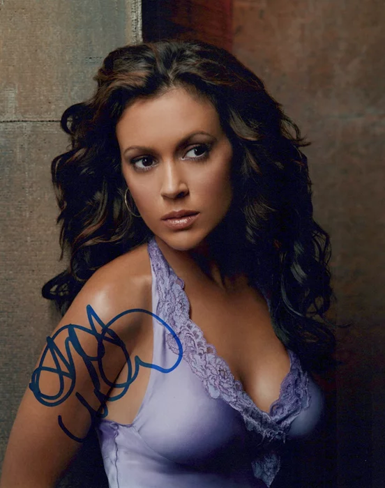 Alyssa Milano autograph